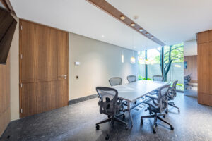 Exclusive Full-Floor Residence with Panoramic 360° Views