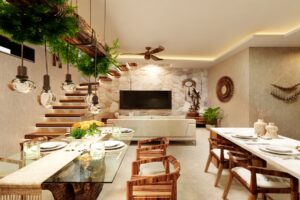CONDOS WITH LUXURY AMENITIES