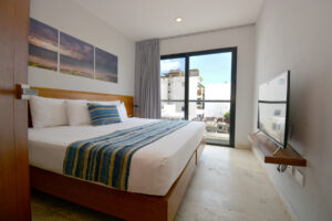 SUNSET SUITES HOTEL