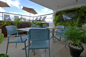 SUNSET SUITES HOTEL