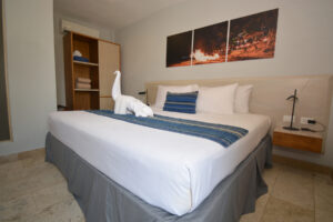 SUNSET SUITES HOTEL