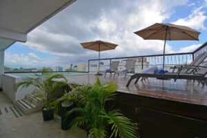 SUNSET SUITES HOTEL