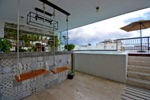 SUNSET SUITES HOTEL