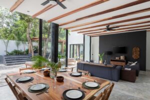 SUCCESSFUL AND SOPHISTICATED VILLA COMPOUND IN TULUM CENTRO