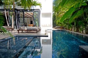 SUCCESSFUL AND SOPHISTICATED VILLA COMPOUND IN TULUM CENTRO