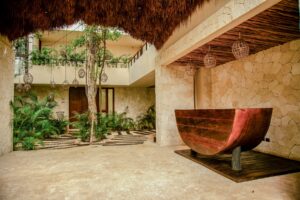 BOHO LUXURY TROPICAL ESCAPE