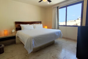 CONDO HOTEL OCEANFRONT PENTHOUSE