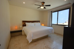 CONDO HOTEL OCEANFRONT PENTHOUSE