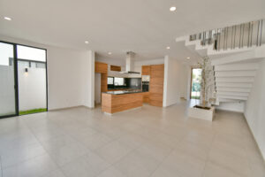 Casa en venta en Coto Encino, Bosques Vallarta | 3 recámaras + roof top