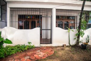 LAS BRISAS RESIDENCES – B102
