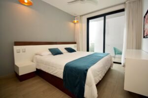 CENTRALLY LOCATED ONE-BEDROOM APARTMENT