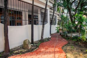 LAS BRISAS RESIDENCES – B101
