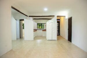 LAS BRISAS RESIDENCES – B101