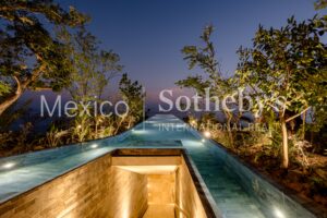 SKY POOL