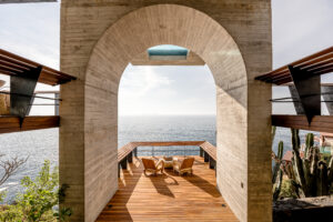 SKY POOL