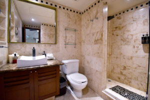 TWO-STORY 3-BEDROOM RESIDENCE IN AN EXCLUSIVE CONDO-HOTEL