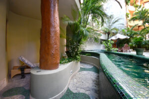 TWO-STORY 3-BEDROOM RESIDENCE IN AN EXCLUSIVE CONDO-HOTEL