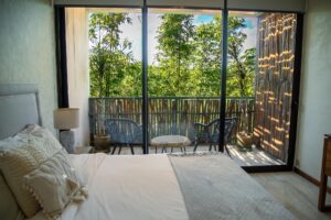 LUXURY JUNGLE TOWNHOUSE