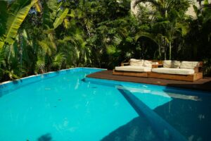 LUXURY JUNGLE TOWNHOUSE