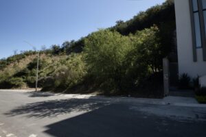 Exclusive Lot with Architectural Project and Panoramic Mountain Views