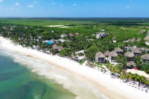 BEACHFRONT LOT – A PARADISE OF WHITE SAND
