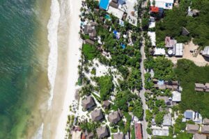 BEACHFRONT LOT – A PARADISE OF WHITE SAND