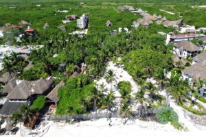 BEACHFRONT LOT – A PARADISE OF WHITE SAND