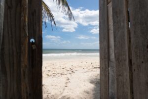 BEACHFRONT LOT – A PARADISE OF WHITE SAND