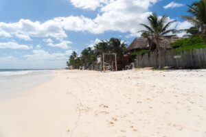 BEACHFRONT LOT – A PARADISE OF WHITE SAND