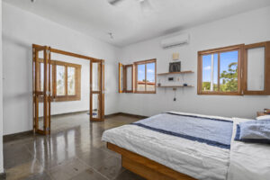 Casa Brisa del Mar | Charming oceanfront home with pool, Punta Pérula