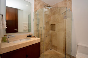 EXQUISITE 3 BEDS PH IN THE HEART OF ENCHANTING TULUM