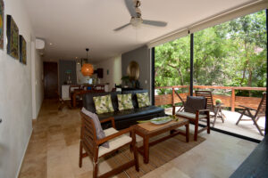 EXQUISITE 3 BEDS PH IN THE HEART OF ENCHANTING TULUM