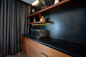 TWO BEDROOMS LOCK-OFF LARGE BALCONY