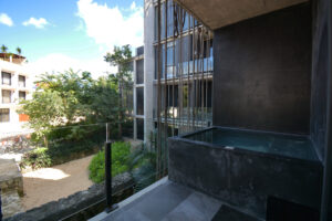 TWO BEDROOMS LOCK-OFF LARGE BALCONY