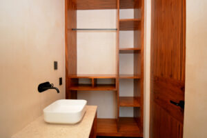 EXCLUSIVE TOWNHOUSE WITH ROOFTOP TERRACE AND DOUBLE POOL