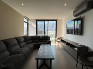 Modern Turnkey Apartment with Panoramic Mountain Views