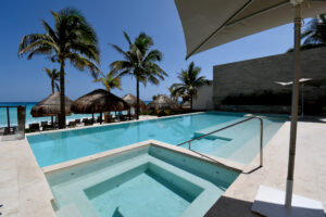 UNMATCHED OCEANFRONT PANORAMIC VIEWS LUXURY APARTMENT