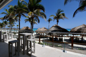 UNMATCHED OCEANFRONT PANORAMIC VIEWS LUXURY APARTMENT