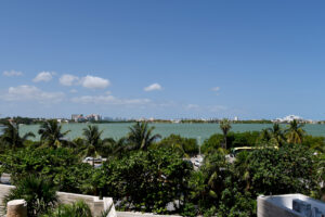 UNMATCHED OCEANFRONT PANORAMIC VIEWS LUXURY APARTMENT