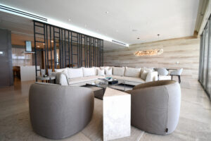 UNMATCHED OCEANFRONT PANORAMIC VIEWS LUXURY APARTMENT