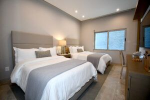 UNMATCHED OCEANFRONT PANORAMIC VIEWS LUXURY APARTMENT