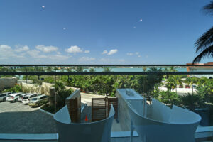 UNMATCHED OCEANFRONT PANORAMIC VIEWS LUXURY APARTMENT