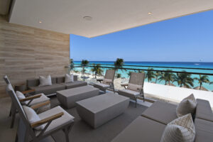 UNMATCHED OCEANFRONT PANORAMIC VIEWS LUXURY APARTMENT