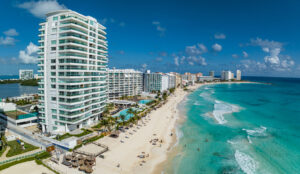 BEACHFRONT APARTMENT WITH THE BEST VIEWS TOWARDS THE SEA AND THE LAGOON, RECENTL