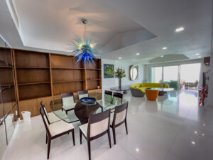 BEACHFRONT APARTMENT WITH THE BEST VIEWS TOWARDS THE SEA AND THE LAGOON, RECENTL