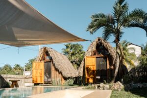 EXCLUSIVE VILLAS IN EL CUYO, A FEW STEPS FROM THE SEA, SURROUNDED BY NATURE.