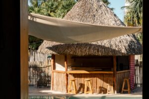EXCLUSIVE VILLAS IN EL CUYO, A FEW STEPS FROM THE SEA, SURROUNDED BY NATURE.