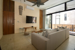 SPECTACULAR APARTMENT WITH PRIVATE TERRACE, LOCK OFF AND THE BEST VIEWS