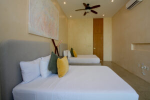 SPECTACULAR APARTMENT WITH PRIVATE TERRACE, LOCK OFF AND THE BEST VIEWS