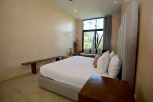 SPECTACULAR APARTMENT WITH PRIVATE TERRACE, LOCK OFF AND THE BEST VIEWS